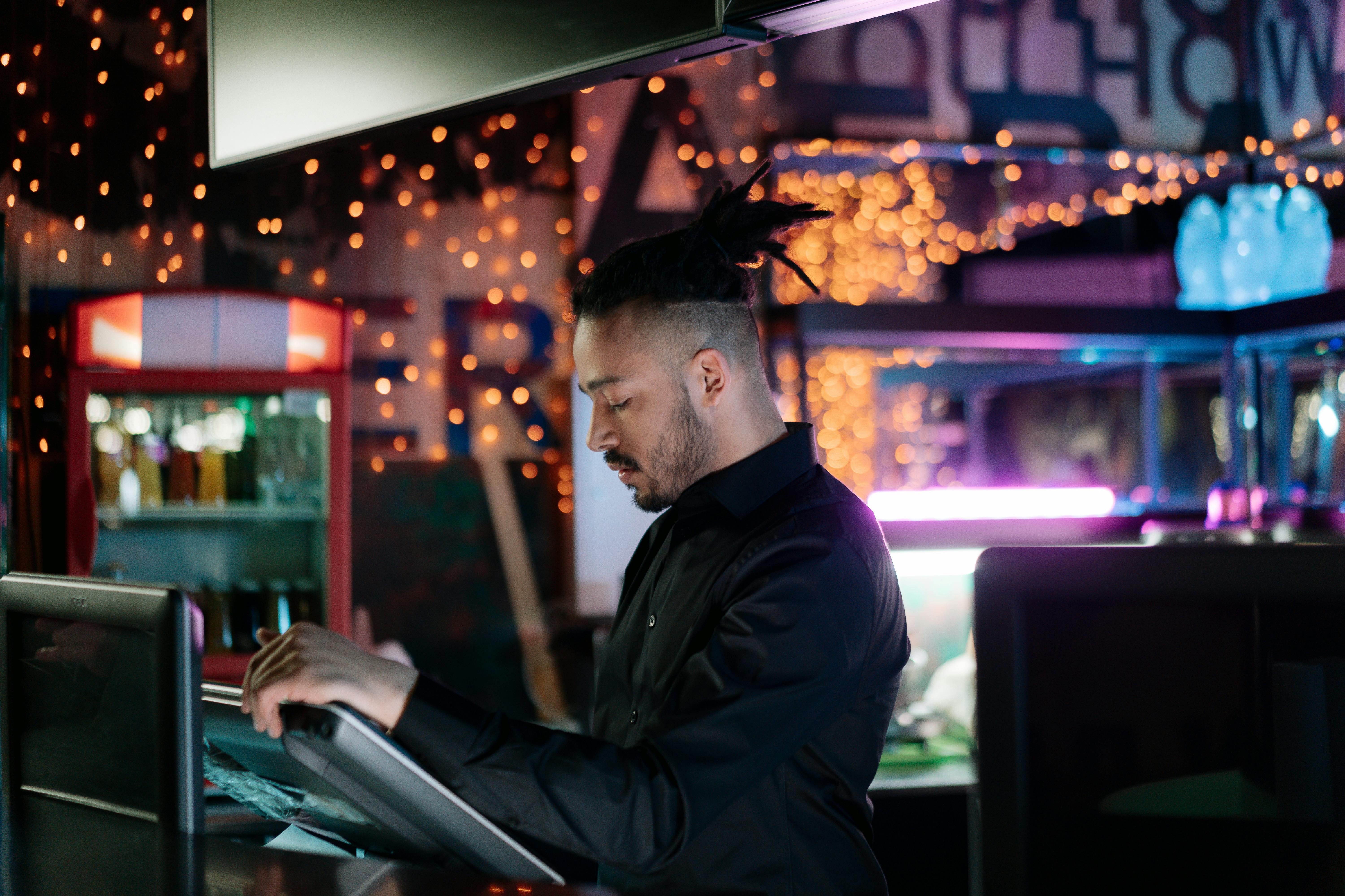 Franchise worker enjoying the IT location in a box technology