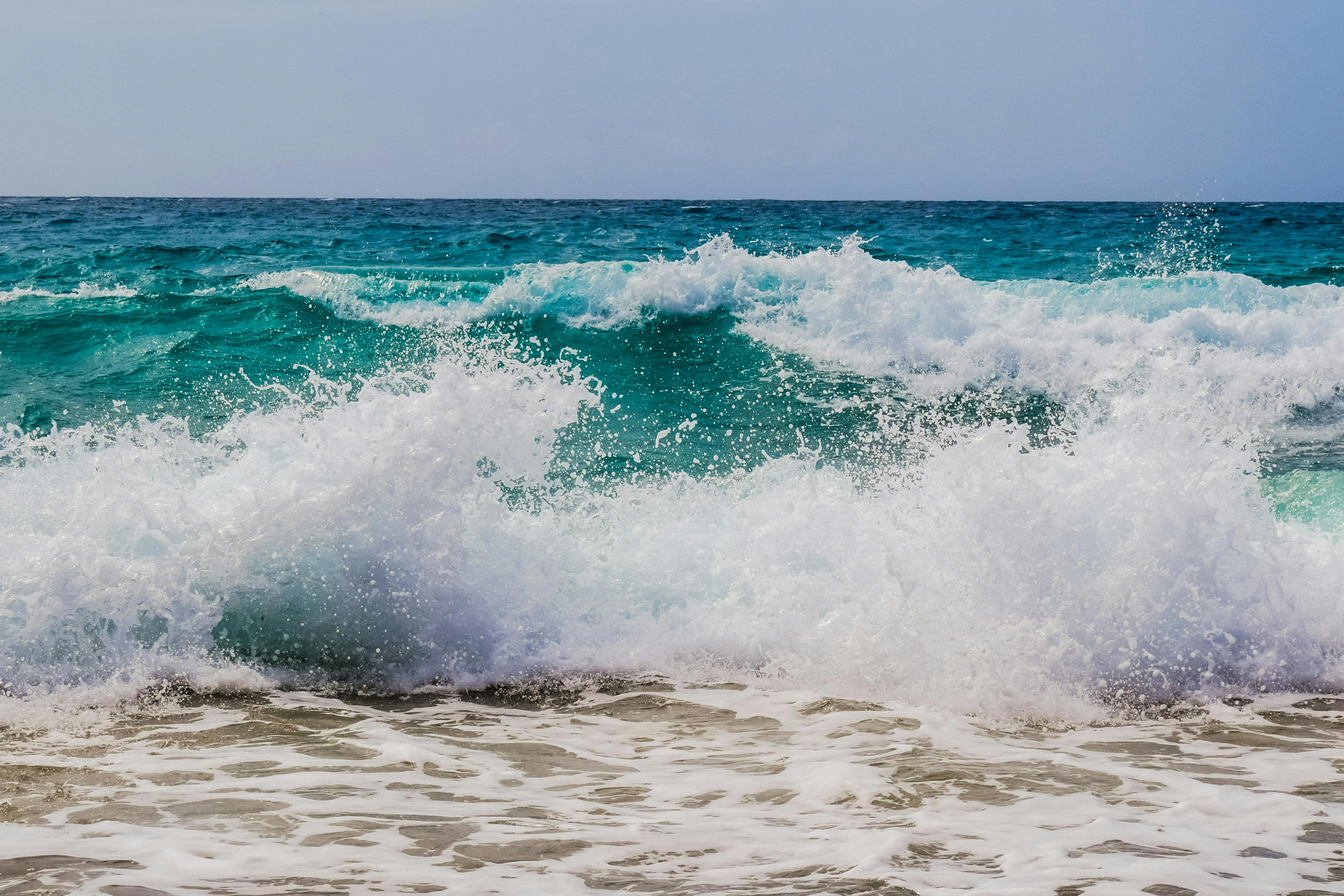 Ocean waves are like technology waves